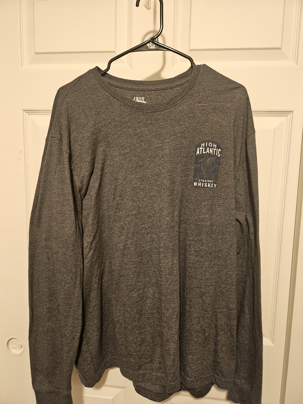 Izod Men’s Long-Sleeve Gray Graphic Tee - High Atlantic Whiskey